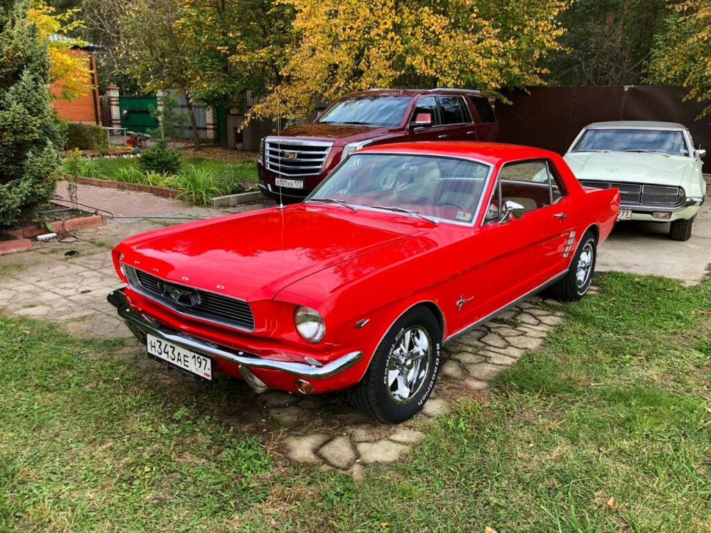 Ford Mustang - 10