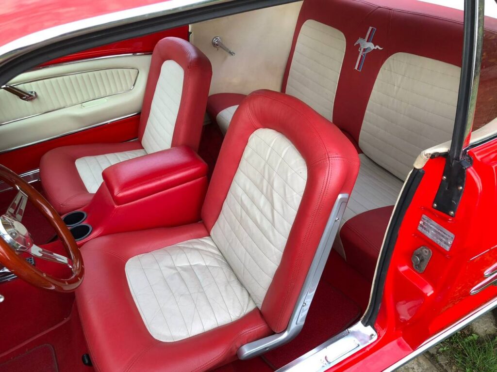 Ford Mustang - 15