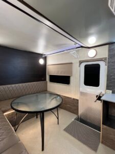 Гримваген Ford Winnebago 2025 - 15